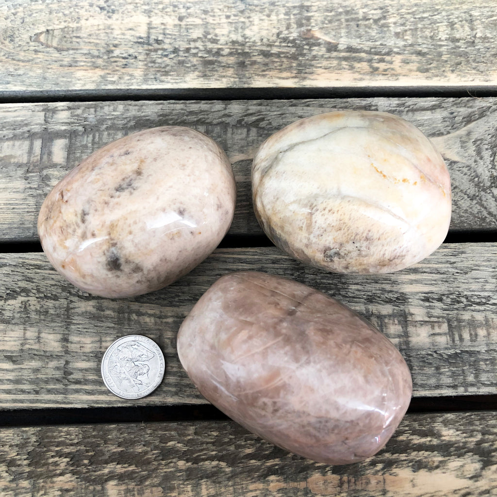 Peach Moonstone Power Stones for Intuition, Balance, & Abundance - Zinzeudo Infinite Wellness